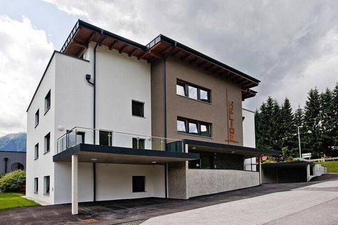 Nuevo edificio de apartamentos amueblado de alta calidad en Neukirchen directamente en el teleférico de Wildkogelbahn. Todos los apartamentos irradian un ambiente agradable y cuentan con balcón o terraza, para que la velada pueda terminar con una cop...