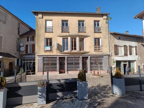 Located in the heart of Châlus, this part commercial and part residential property, with a total area of approximately 395m2, offers a very unique potential. The commercial part of the building was formerly called 