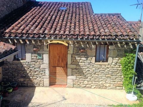This fully renovated 3 bed village house is situated in the medieval village of Puy L'Eveque, perched above the banks of the river Lot. The property is laid out over 3 floors, with a Bedroom on the ground floor, the Lounge/Dining room and Kitchen on ...