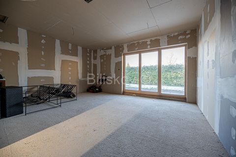 www.biliskov.com  ID: 13960 Samobor gardens House in a row with a total gross area of 198.32 m2, built in 2017. The house consists of 3 floors: ground floor, first floor and attic. The ground floor (45.40 m2) consists of an entrance, living room with...