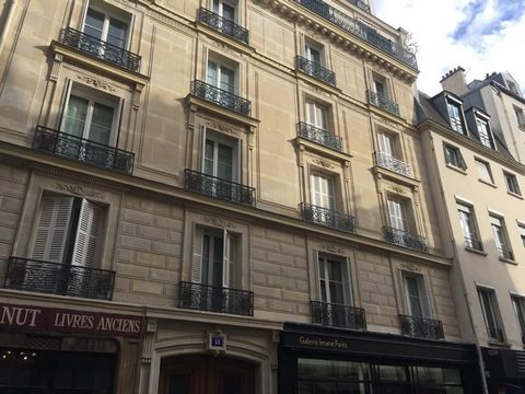 Beautiful apartment in one of the most beautiful areas of Paris - Quartier Latin. Ideal for wonderful walks in the heart of Paris. 9-minute walk to the Louvre. 4-minute walk to the Seine. Nice apartment in one of the most beautiful areas of Paris - Q...