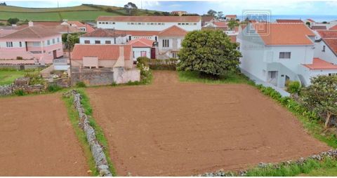 Joint SALE of 2 plots of land totalling an area of 6,778 m2. The land is located in an urban area (centre of the village of São Sebastião), with about 18 meters of front facing one of the main roads of the parish, with quick and easy access to all es...