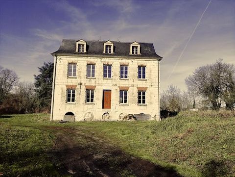 EXCLUSIVITY - 25 mm CHATELLERAULT TGV and AUTOROUTE A 10. In the Creuse Valley. BARROU with shops and school - SOUTH TOURAINE. 10 mm LA ROCHE POSAY . 10 MM DESCARTES Former Maison de Maître linked to the activity of the mill in the 19th century. To f...