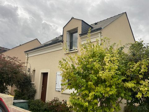 Arnaud Debruyne offers you a room to rent, for a rent of EUR400 EUR60 charges (water, electricity, heating, fiber internet), large bedroom, new furniture, in a detached house of 126 m2, large living room, equipped kitchen , 2 bathrooms, 3 toilets, ga...