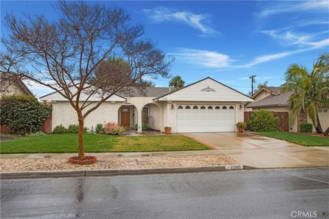 This charming SINGLE STORY home in the heart of Lake Forest is a RARE FIND! Nestled in the Villages neighborhood, this home features 3 bedrooms and 2 bathrooms on a huge one-of-a-kind 8125 sq ft lot. As you enter the home, you'll be greeted by a ligh...
