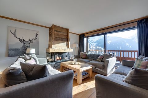 Rare opportunity in the heart of a peaceful and sought-after hamlet, this turnkey semi-detached chalet, located less than 7 kilometers from La Rosière, stands out for its warm character and convivial atmosphere. The ground floor welcomes you with an ...