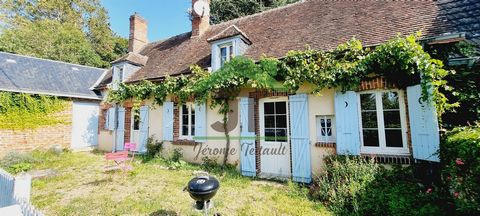 EXCLUSIEF!!! Ontdek dit prachtige huis gelegen in het hart van de pittoreske Loir-vallei. Met zijn ideale ligging, op slechts een paar minuten van Châteaudun, biedt deze woning een rustige en aangename leefomgeving, terwijl het toch dicht bij voorzie...