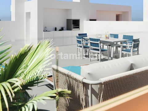 Come to discover your new home in Tavira! Located in the charming city Tavira, this magnificent three bedroom apartment is the perfect place for those looking for comfort, practicality and a privileged location. With a modern and elegant design, this...