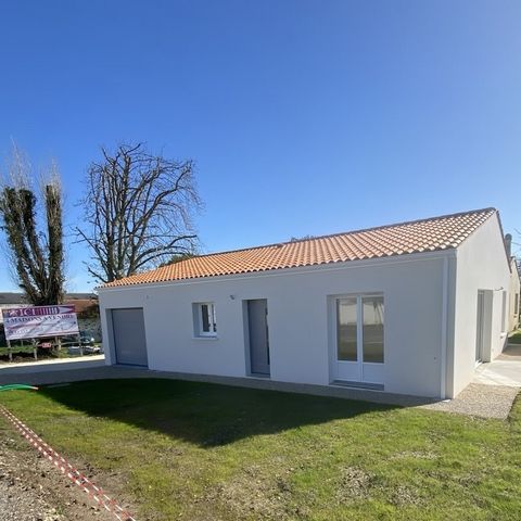 Near Royan, Meschers and its five beaches, new house, pure town center, all on foot, 3 bedrooms, garage, garden. This new villa is particularly sought after because without work, with high-end services and above all shops, beaches and port within wal...