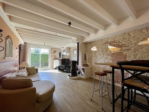 For Sale: Just 45 minutes from Gare de Lyon, this hidden gem awaits you near the banks of the Seine, amidst the heart of the countryside. Discover this charming 4-room duplex (3 bedrooms) with a floor area of 76.70 square meters (Carrez law) and a ge...
