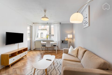 This 2 room apartment impresses with its open, bright, and spacious rooms. Everything is there, from ironing board/iron, TV, Wi-Fi, towels to the washing machine to oil, pepper & salt. Another highlight is the balcony. You live in the middle of the c...