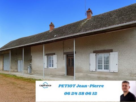 Dpt Saône et Loire (71), à vendre HUILLY SUR SEILLE maison P4 de 80 m² - Terrain de 3 005,00 m² - Plain pied
