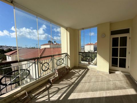 Located in Ragged Staff Wharf. Chestertons is pleased to offer for rent this 2 bedroom, 2 bathroom, second floor apartment located in Ragged Staff Wharf, Gibraltar. Newly refurbished with new kitchen, bathrooms and flooring. Furthermore, glass curtai...