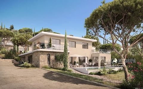 Within a secure domain of 3 exceptional villas located at the foot of the pictureque village of Saint-Paul-de-Vence in a quiet and residential area, we offer you this new program with contemporary lines and high-end services. Villa Inaya will develop...