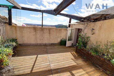 SALE VILLAGE HOUSE WITH TERRACES 34800 PERET The WAH Clermont l'Hérault Agency offers you this 5 room village house 128M2 with 3 terraces in the center of the village of PERET 34800. You will have a living room, a separate equipped kitchen, 4 bedroom...