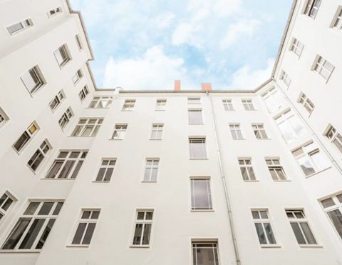 Address: Corinthstraße 53 10245 Berlin Property description At a glance: – 8 apartments for sale – 1 to 5 rooms – approx. 37 to 139 sqm – bathrooms with bathtub or shower – balconies or terraces – Partly with elevator – bicycle parking spaces – Energ...