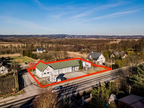 Dear I present a sale offer for a service and warehouse building with an area of 959m2 on a plot of 0.1999 ha with the possibility of further expansion by an additional 300m2 of office and residential space. The property is located in Kochanów by the...