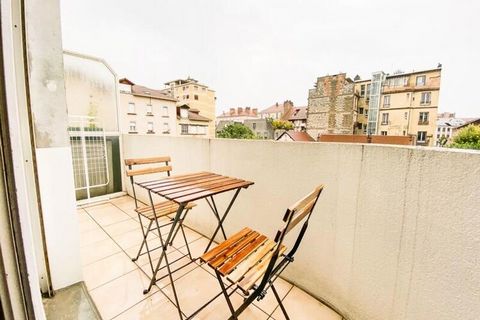 Eine geräumige Maisonette für 5 Personen mit Balkon und 2 Badezimmern ⭐ Entdecken Sie unsere geräumige Maisonette von 63m² komplett ausgestattet für 5 Personen gelegen &àgrave; Grenoble, 3. Etage ohne Aufzug. -----------------------------------------...