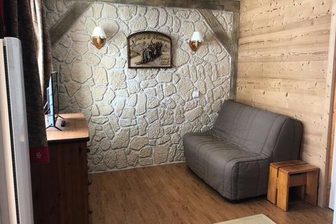 Deze studio is ontworpen voor 4 personen. Het ligt in het gehucht La Forêt. Het ligt op 10 minuten van ESF-lessen en de Piou Piou-club, op 5 minuten van winkels en pistes. Deze studio heeft een ingerichte keuken, een eethoek, een zithoek met een bank...