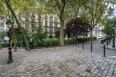 Immobilier.notaires® et l’office notarial C&L NOTAIRES, SAS vous proposent :Appartement à vendre - PARIS 18 (75018)- - - - - - - - - - - - - - - - - - - - - -MONTMARTRE - 2 CHAMBRES - A proximité de la rue Caulaincourt, dans un bel immeuble 1900 en p...