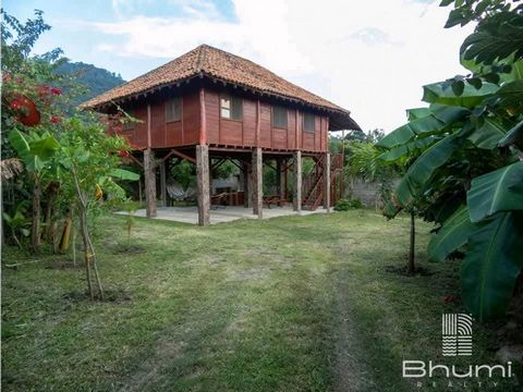 This magnificent property located in Santa Cruz - Estelí Nic. It is perfect for those looking for a quiet lifestyle surrounded by nature. With an area of 1001.31 square varas, nothing compares to the environment of this Quinta, in particular, it has ...