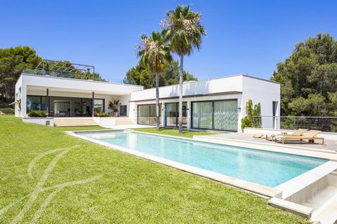 This recently totally reformed large modern villa in Son Vida, has a large flat Mediterranean garden with a large lawn area. The villa has an impressive large outdoor entrance area with an external staircase leading to the entrance hall of the villa....