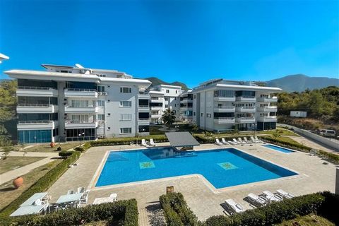 Appartement te koop in Alanya, Oba geflankeerd door groen