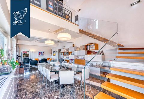 This luxurious two-storey penthouse in Rome’s exclusive Vigna Clara district offers panoramic terraces and 360-degree views of the city. Spanning 330 sqm indoors and 270 sqm outdoors, it includes multiple terraces, a Jacuzzi, and a private garage. Th...