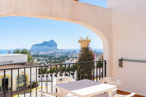 Apartment for sale with beautiful views in a beautiful and complete urbanization in Calpe. We present an apartment of 62m2 with 28m2 terrace. We enter the apartment with on the left we find the kitchen and in front the living-dining room with access ...