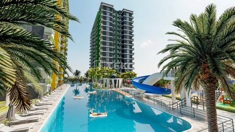 Appartementen in een Complex Vlakbij het Strand in Çeşmeli Mersin De nieuw gebouwde appartementen zijn gelegen in een complex op loopafstand van het strand in de wijk Çeşmeli in Erdemli, Mersin. Mersin is een geliefde bestemming met zijn klimaat, kus...