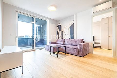 Zagreb, VMD Heinzelova, luxurious two bedroom apartment NKP 91 m2 on the 7th floor of a new building, first rent. It consists of an entrance hall, open space living room with kitchen and dining room with access to a spacious loggia, two bedrooms and ...