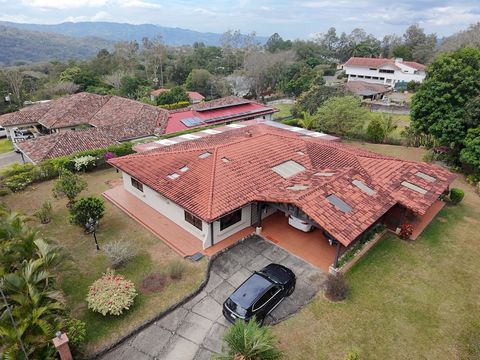 Colonial Mexican-Style Home in Hacienda Los Reyes – Golf Course Front Discover this spectacular Colonial Mexican-style home in the most exclusive area of Hacienda Los Reyes , Costa Rica’s premier residential community. Enjoy luxury, nature, and exclu...