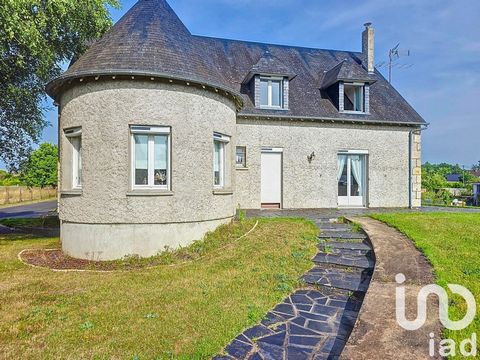 iad France - Guy Mallet vous propose: Spacieuse maison 8 pièces / 5 chambres sur un terrain clos, divisible et piscinable de 4825 m² avec une grande dépendance métallique. Au rez-de-chaussée : entrée avec penderie, vaste salon avec poêle à bois, cuis...