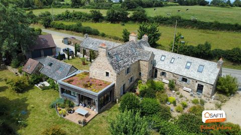 Demeure de caractère du XVIème siècle avec accès à une des plage de locquirec à 800m par le sentier côtier GR34