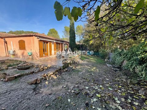 T2, 50m2, terrasse et parking, calme