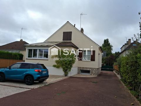 Pavillon divisé en quatre logements