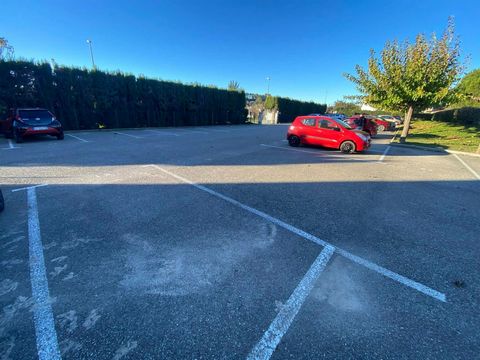 Place de parking dans résidence sécurisée