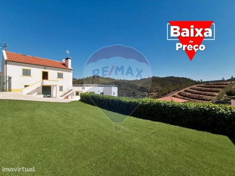 Magnificent Farm located in Codes, Sardoal, a few minutes from the river beach of Penedo Furado, the Albufeira do Castelo de Bode and about 20 minutes from Vila do Rei, abrantes and about 1.20 hours from Lisbon. With an area of 38,220.00 m2 and a hou...