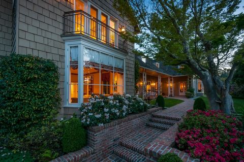 Elegance abounds in this original William Wurster design that was expanded and restored to perfection by renowned local architect Farro Essalat. Tucked away on approximately .73 acres of outstanding verdant grounds, 989 Hayne Road is a rare gem that ...