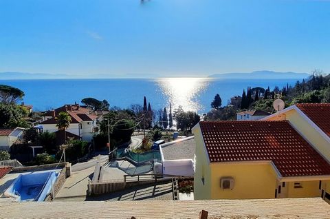 Opatija, Lovran, apartment surface area 50 m2 for sale, with sea view, on the first floor of family villa in the Rohbau phase. The apartment consists of living room, kitchen, dining area, bedroom, bathroom and covered terrace. Quality construction an...