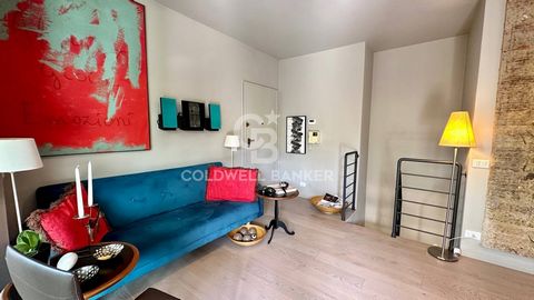 Olgiata. Mignanelli Real Estate is pleased to present exclusively within the district an apartment with a garden that has been completely renovated and ready to be inhabited. Upon entering we are welcomed by the living room which overlooks the privat...