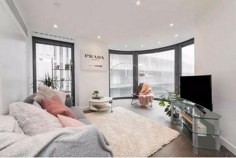 A stunning two bedroom apartment on the 4th floor of the this exclusive development in the Lexicon Development on the Regent Canal, The apartment further comprises of an open plan reception room with an integrated kitchen with Siemens appliances and ...