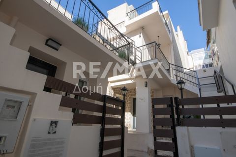 Property Code: 19309-9966 - Building FOR SALE in Volos Center for €460.000 Exclusivity. This 158 sq. m. furnished Building is on the Ground floor and features 6 Bedrooms, 4 Livingrooms, 4 Kitchens, 4 bathrooms and a WC. The property also boasts Heati...