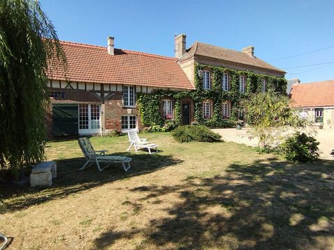 Beautiful bourgeois house of 236 m2 on the plateau of Vexin, in the heart of a charming village On the ground floor, you will find a large living room with its open fireplace, a beautiful living room with mezzanine and fireplace, a billiard room one,...