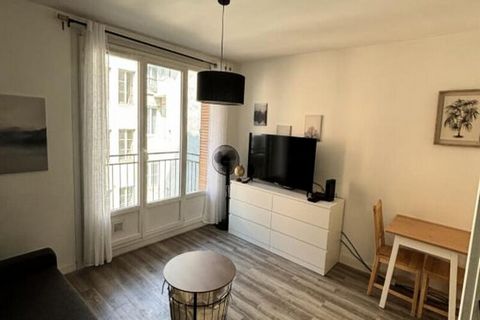 Ideal für einen kurzen, mittleren oder langen Aufenthalt, genießen Sie die Hauptstadt der Alpen!  ⭐ Entdecken Sie unser gemütliches Studio in Paris. Rue Saint François in Grenoble.  -------------------------------------------------- ---------------...