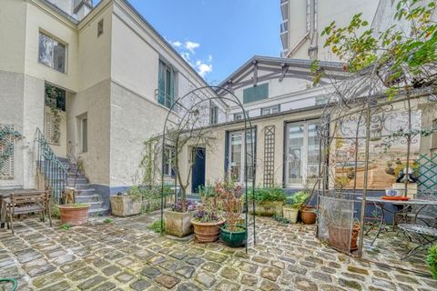 VENDITA PARIGI 14 - MOUTON DUVERNET - CASA A SCHIERA PREFERITA - Situato nel quartiere bucolico di Mouton Duvernet e il suo spirito di villaggio, nel cortile di un affascinante condominio del 1854, vi offriamo questa rara e deliziosa casa a schiera i...