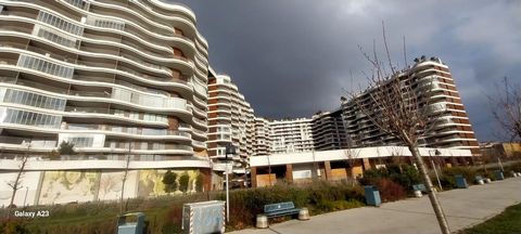 Ons 2+1 appartement met gesloten keuken en groot balkon in Küçükçekmece is TE KOOP tegen een opportuniteitsprijs...   Kenmerken van ons appartement: * Ons appartement heeft een netto oppervlakte van 125 m2. Het is nooit gebruikt en is klaar om te ver...