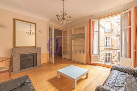 PARIS XXème - VILLIERS DE L'ISLE ADAM : Dans une copropriété EMBLEMATIQUE des années 30 de la rue Villiers de l'Isle Adam, CONFORMATBLE 2 PIECES DE 72 m², situé au 4ème étage sur 7 avec ascenseur. Dans une copropriété avec gardien, très bien entreten...