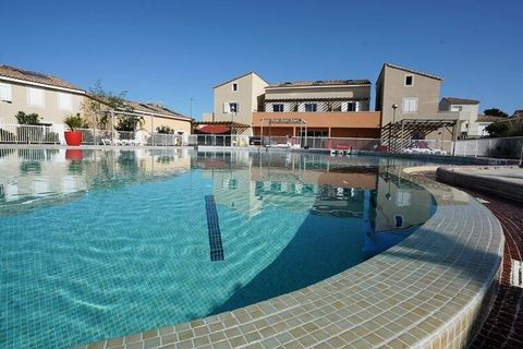 Head south for a relaxing holiday at the Résidence Vacancéole les Demeures Torrellanes*** in Saint-Cyprien in the Pyrénées-Orientales. Just 4 kilometers from Saint-Cyprien-Plage, your home offers you the joy of relaxing in the sun in a very popular d...