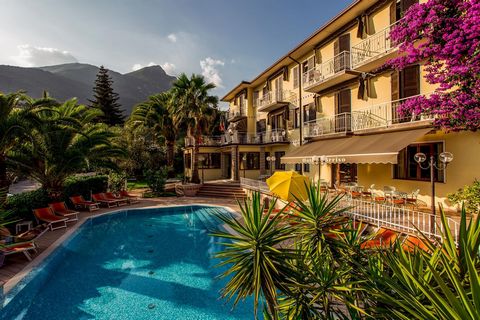 Welcome to this beautiful hotel, which is located in a quiet location and offers uninterrupted views from the balconies. This extremely well-kept hotel is a real gem and has always been excellently maintained and renovated over the years. With 24 spa...